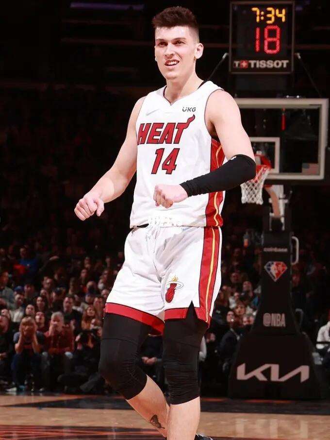 用幽默和友 用幽默和友