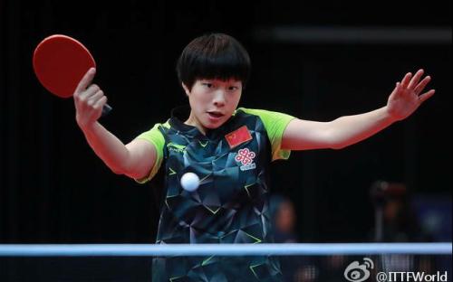 迷和其他球 迷和其他球