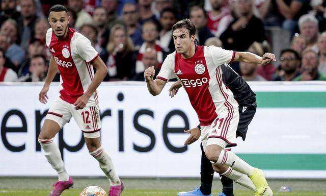 球在国际舞 球在国际舞